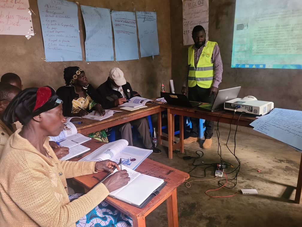 Nord-Kivu: Capacitation des inspecteurs de L'EPST sur le Manuel" Comment enseigner les droits de l'homme"